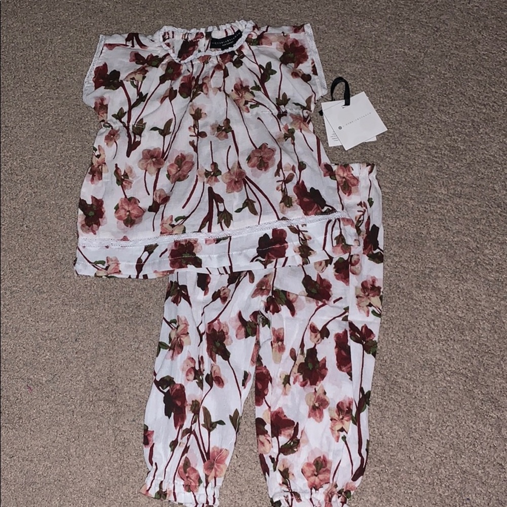 NWT Victoria Beckham for Target Outfit Size 18M